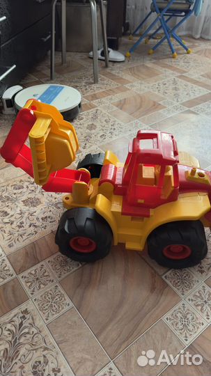Эксковатор игрушка