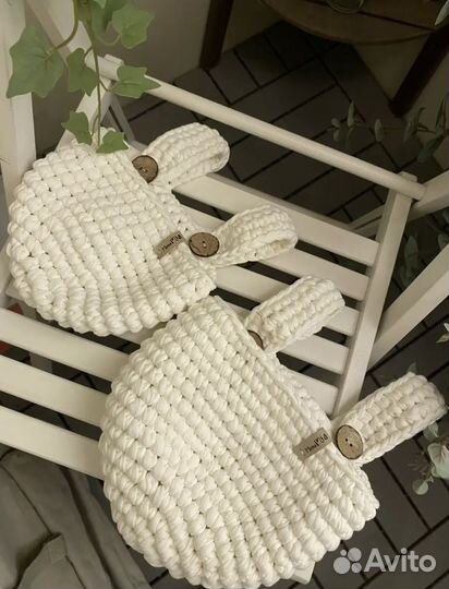 Подвесные плетеные корзинки на кроватку