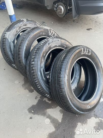 Yokohama BluEarth AE50 215/65 R17