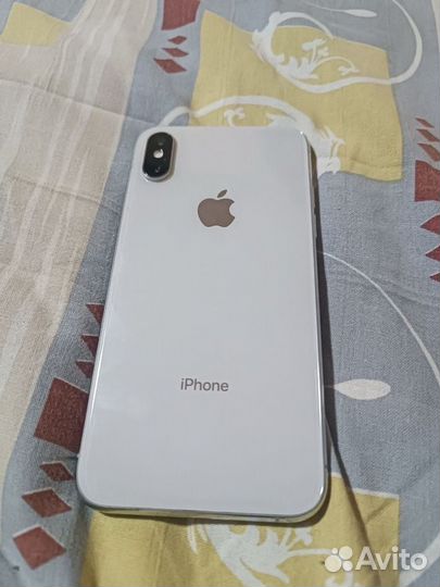 iPhone Xs, 64 ГБ