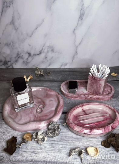 Изделия из гипса