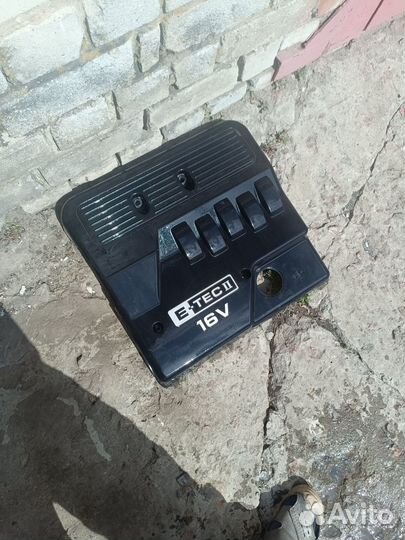 Крышка двигателя Chevrolet Lacetti