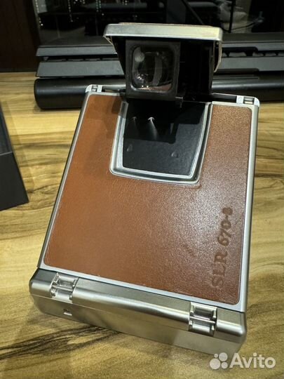 Polaroid SLR670-S camera mint