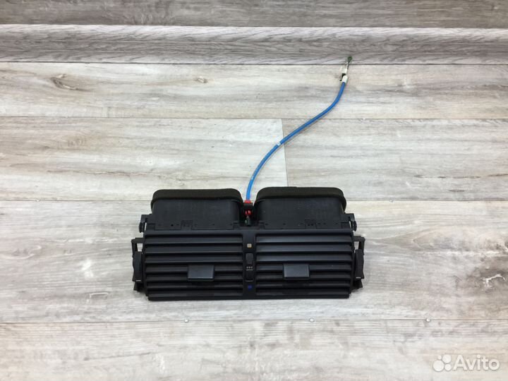 Дефлектор воздуховода средний BMW 5 e39 / бмв е39