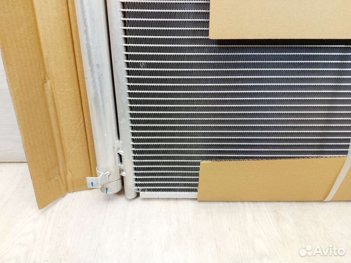 Радиатор кондиционера Kia Sportage