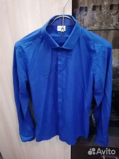 Рубашки мужские