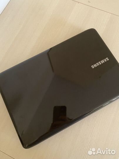 Ноутбук samsung