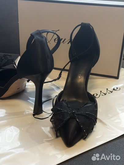 Туфли женские на каблуке