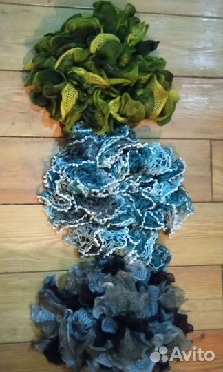 Женские шарфы, третий в подарок