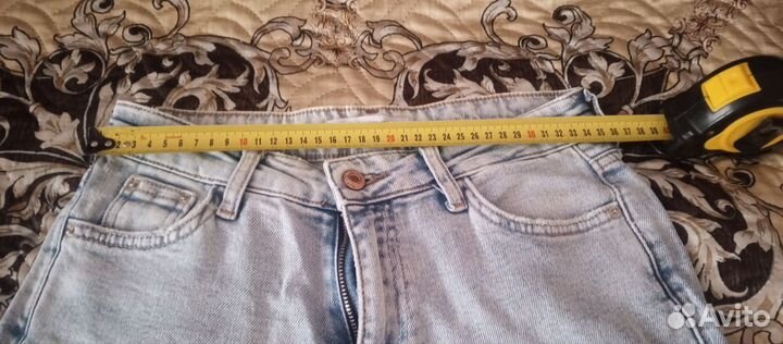 Джинсы женские рваные