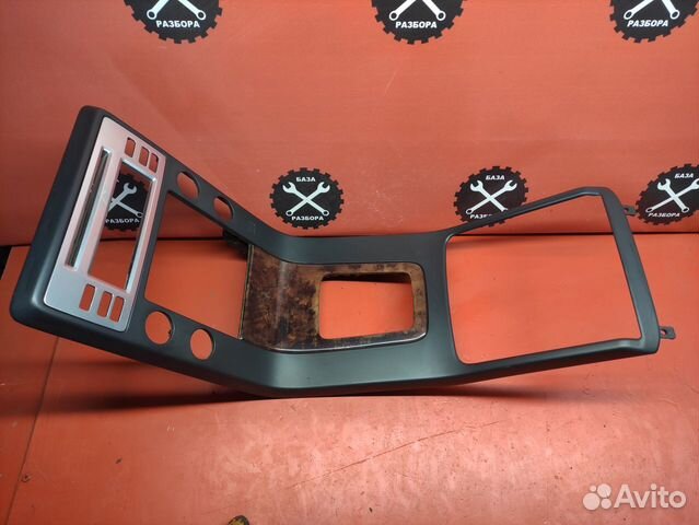 Парящая консоль Volvo S80 2