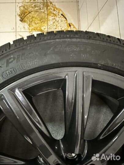 Оригинал BMW 5 G30 R18. Зима 684 стиль. Michelin