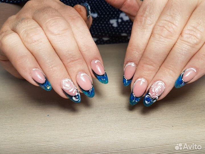 Наращивание ногтей,Педикюр