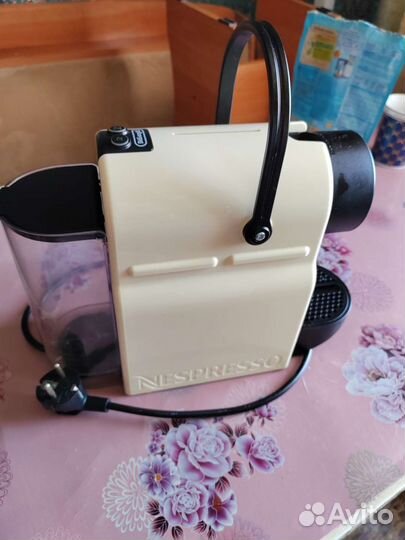 Кофемашина delonghi