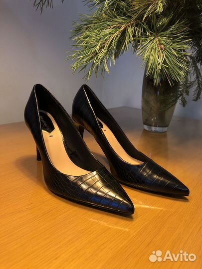 Туфли Stradivarius женские 38 размер