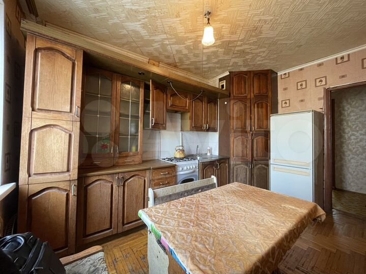 4-к. квартира, 103 м², 6/9 эт.