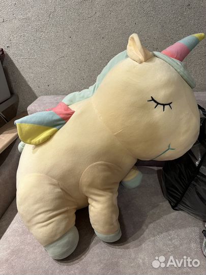 Плюшевый единорог