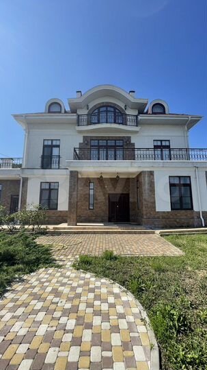 Дом 360 м² на участке 10 сот.