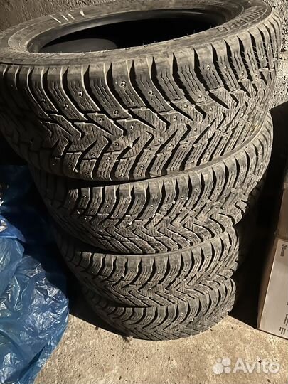 Nokian Tyres Hakkapeliitta 8 245/60 R18