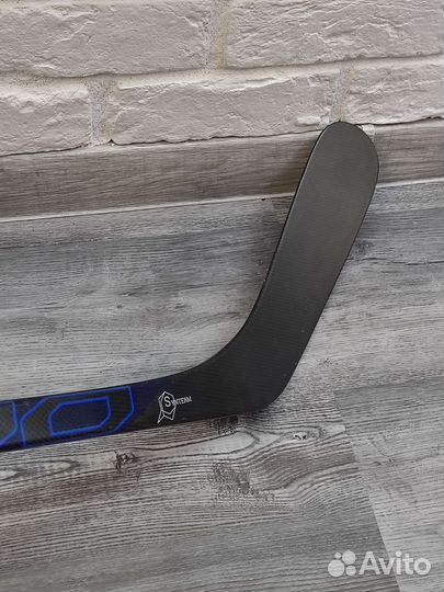 Клюшка хоккейная