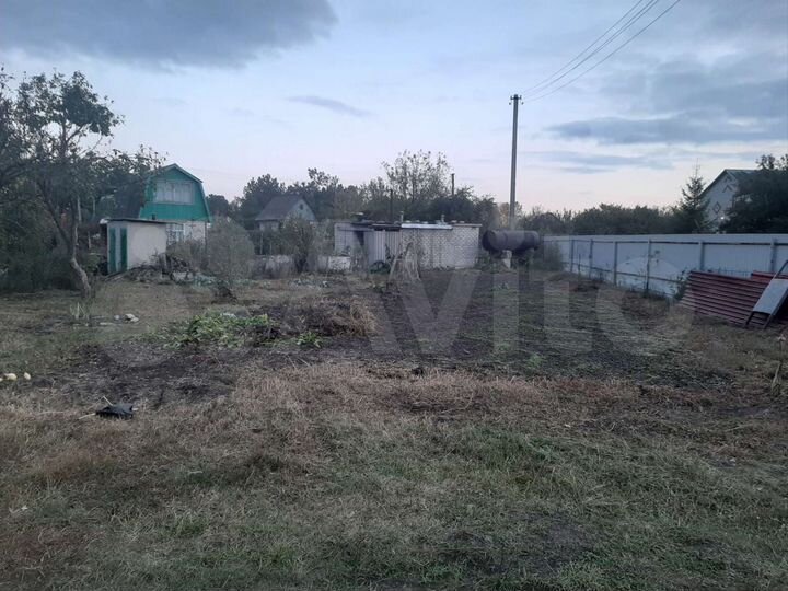 Дача 20 м² на участке 5 сот.