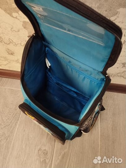 Рюкзак школьный