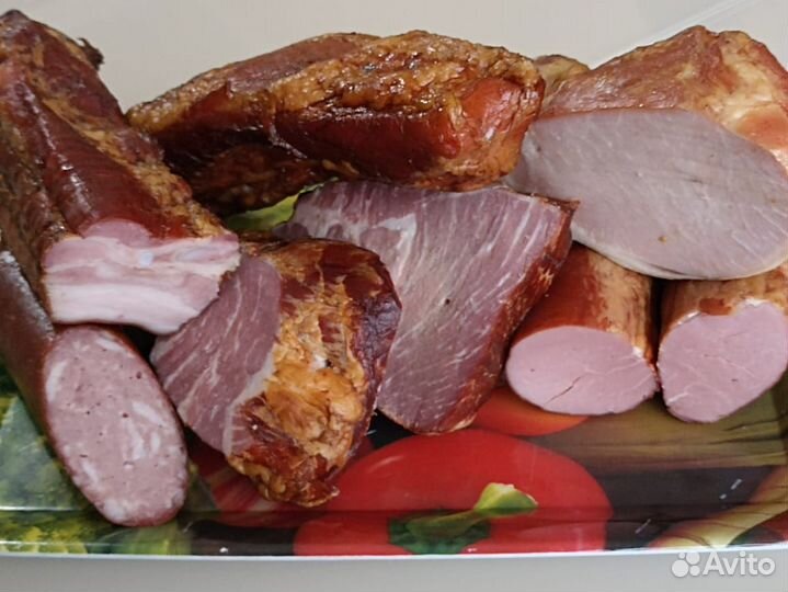 Копченое мясо и колбаса собственного производства