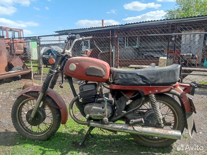 Продам мотоцикл иж-планета 5