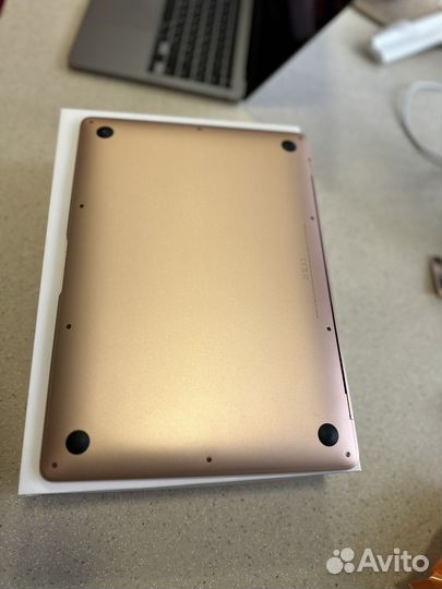 Apple MacBook air 13 2020 m1