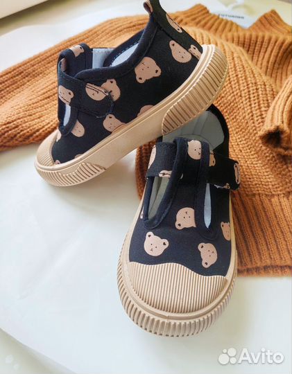 Новые детские кеды