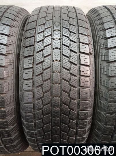 Hankook Nordik IS RW08 225/60 R17 100M