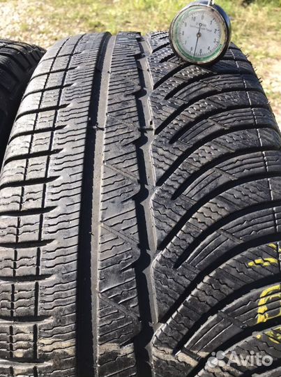 Michelin Pilot Alpin PA4 225/55 R18 V