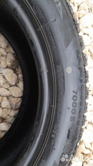 Bridgestone Ice Cruiser 7000S 205/55 R16 91T