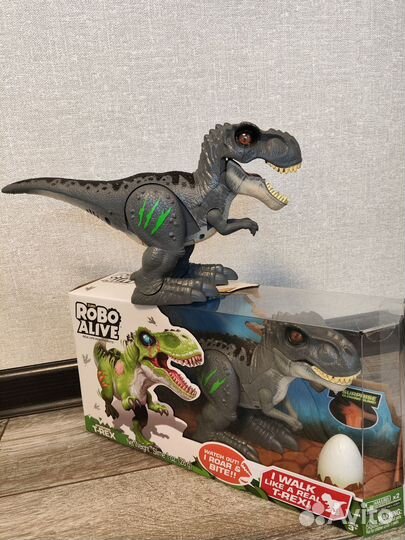 Интерактивный динозавр новый