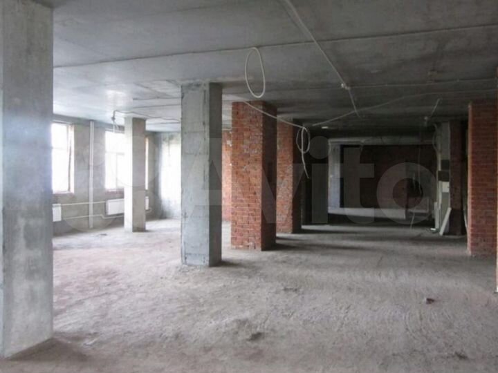 Сдам торговое помещение, 994 м²