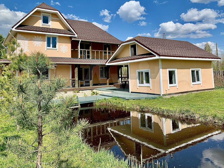 Коттедж 189 м² на участке 20 сот.