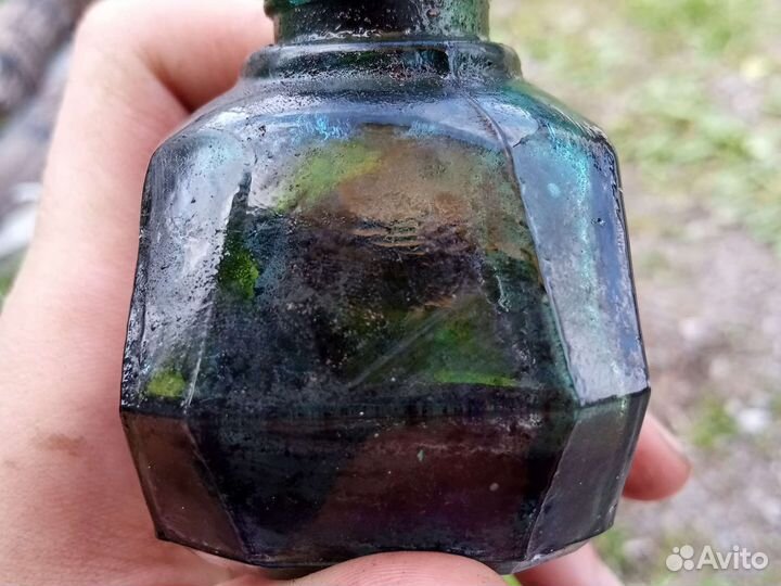 Старинная чернильница