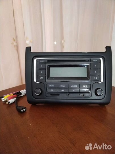 Автомагнитола на volkswagen polo
