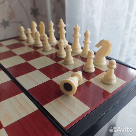 Шахматы шашки доска магнитная дорожный набор игр