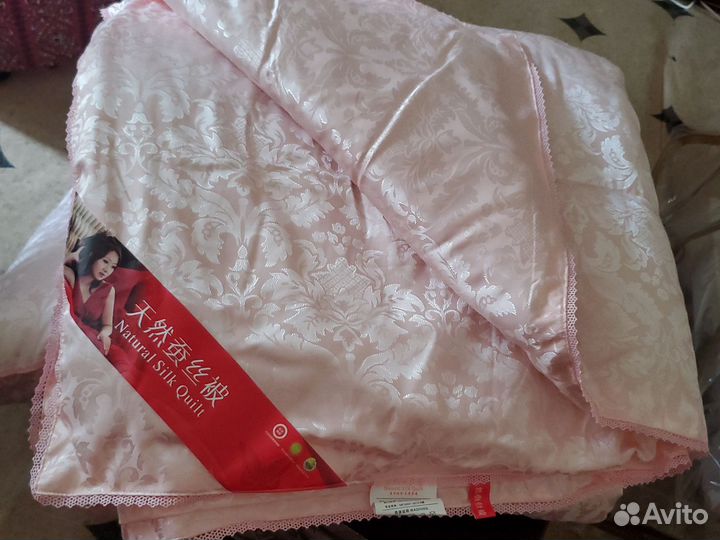 Одеяло пуховое с подушками