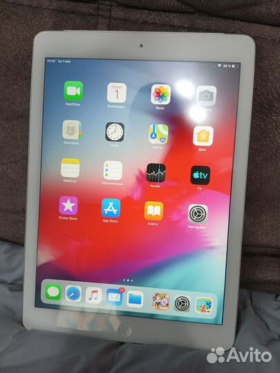 iPad Air 128 GB WiFi+Cellular