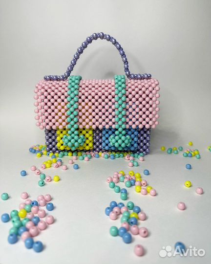 Cумка из бусин ручной работы