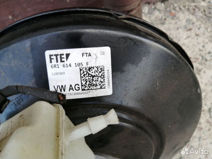 Вакуум Тормозов Поло Седан в сборе