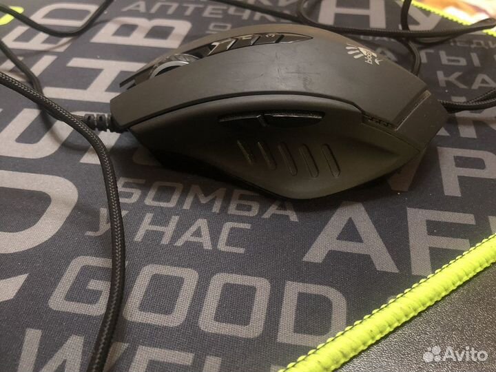 Игровая мышь bloody v8