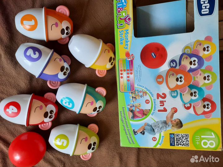 Развивающие игрушки пакетом:боулинг chicco и др