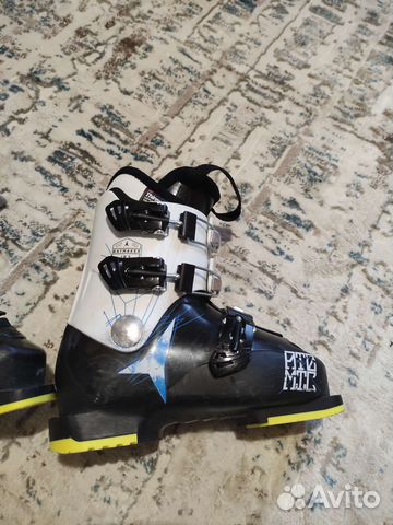 Горнолыжные ботинки детские