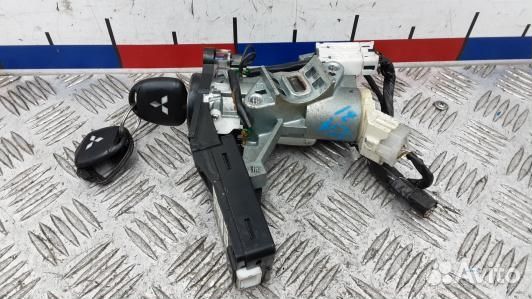 Замок зажигания mitsubishi outlander 2 (BEA31J101)
