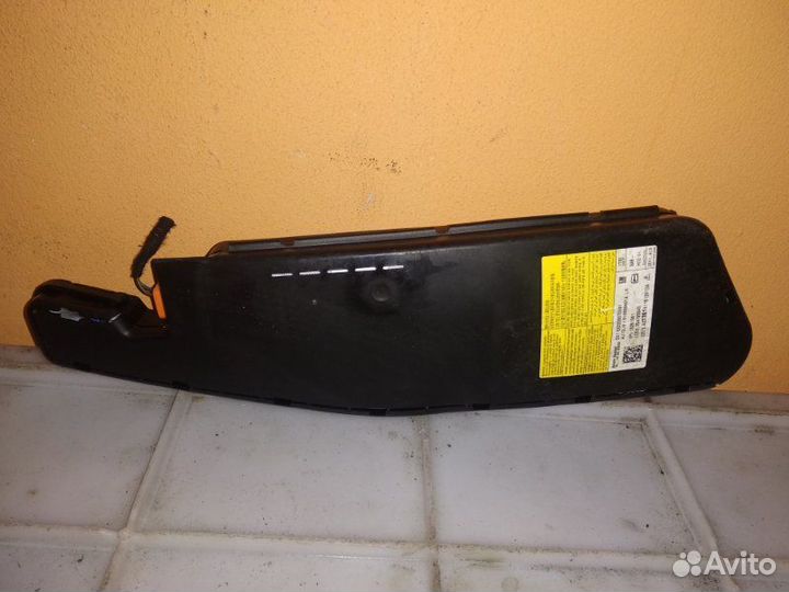 Аирбаг боковой левый Opel Astra P10 A17DTJ 2011