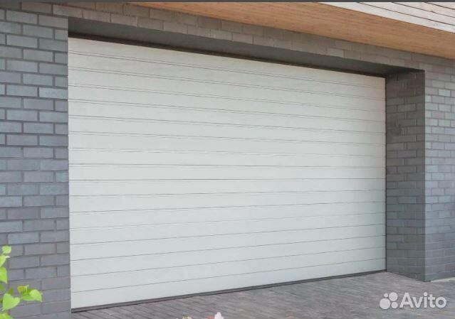 Гаражные секционные ворота Алютех 2500х2250