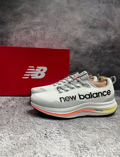 Кроссовки New Balance fuelcell rc elite v2